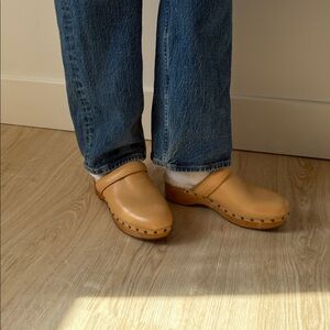 Madewell the Cecily clog Size 8.5